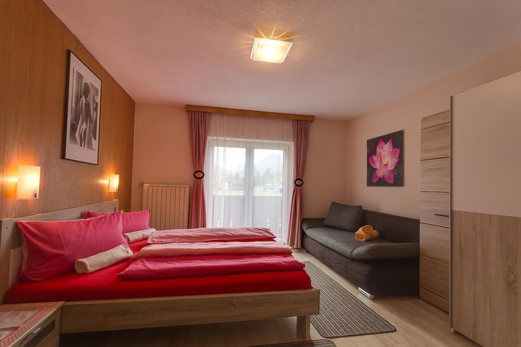 Biancas Ferienwohnung Im Haus Roswitha Tumpen Exterior photo